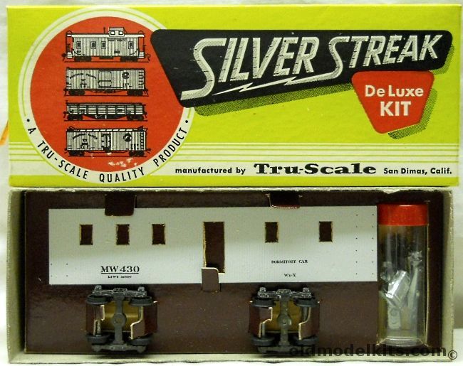 Silver Streak 1/87 Grey Bunk Car Work Train - HO Craftsman Kit with Metal Sprung Trucks, S801-295 plastic model kit